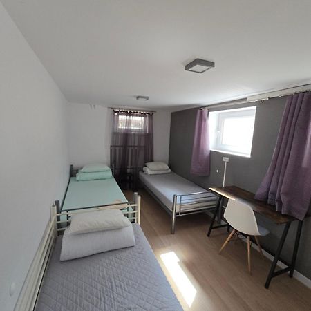 Rooms4Rest Wiertnicza - Private Rooms For Tourists - Atr Consulting Sp, Z O,O, Варшава Экстерьер фото