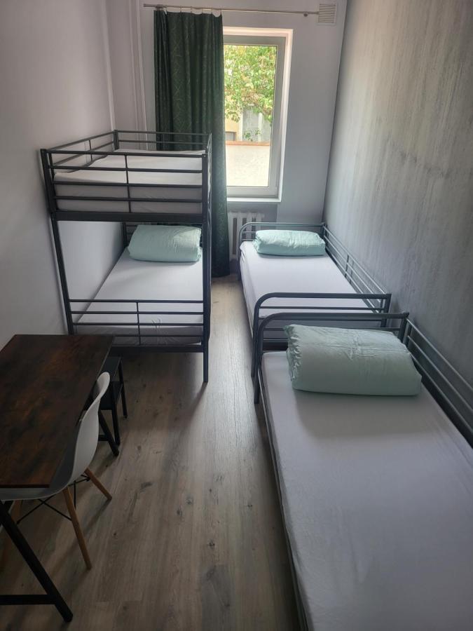 Rooms4Rest Wiertnicza - Private Rooms For Tourists - Atr Consulting Sp, Z O,O, Варшава Экстерьер фото