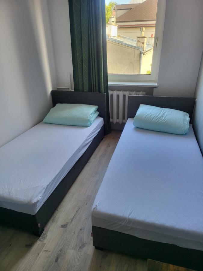 Rooms4Rest Wiertnicza - Private Rooms For Tourists - Atr Consulting Sp, Z O,O, Варшава Экстерьер фото