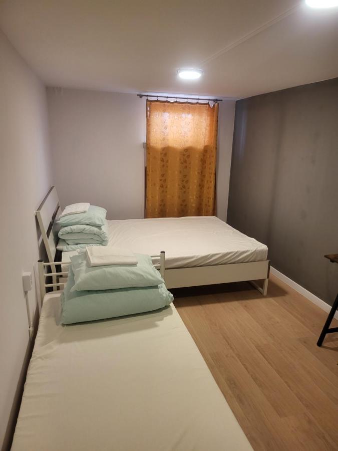 Rooms4Rest Wiertnicza - Private Rooms For Tourists - Atr Consulting Sp, Z O,O, Варшава Экстерьер фото