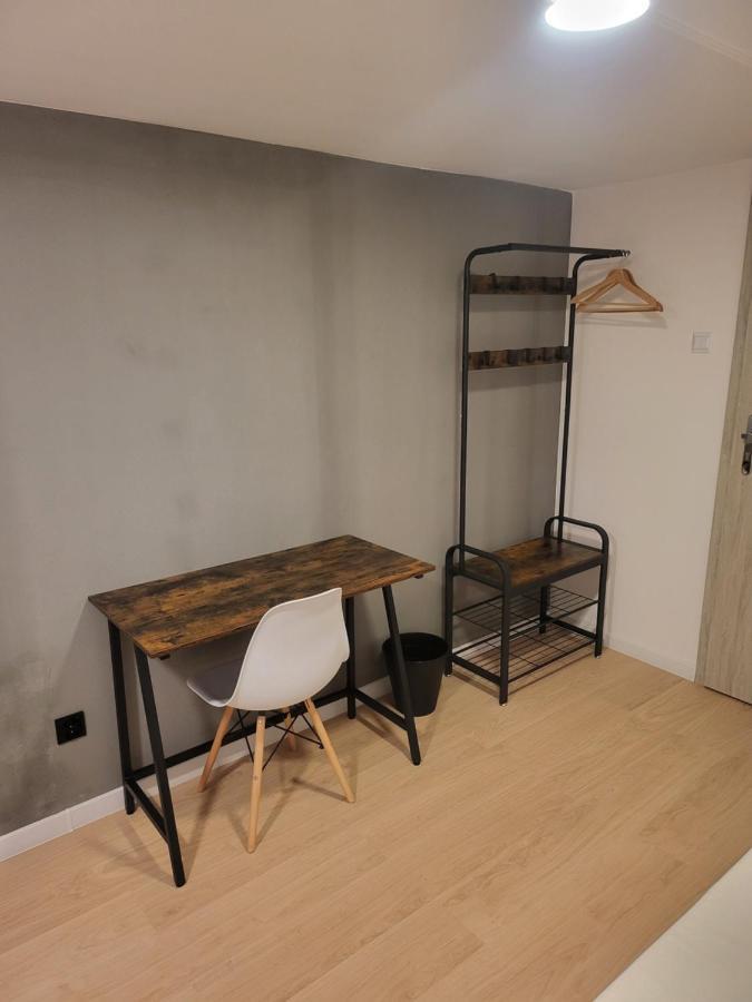 Rooms4Rest Wiertnicza - Private Rooms For Tourists - Atr Consulting Sp, Z O,O, Варшава Экстерьер фото
