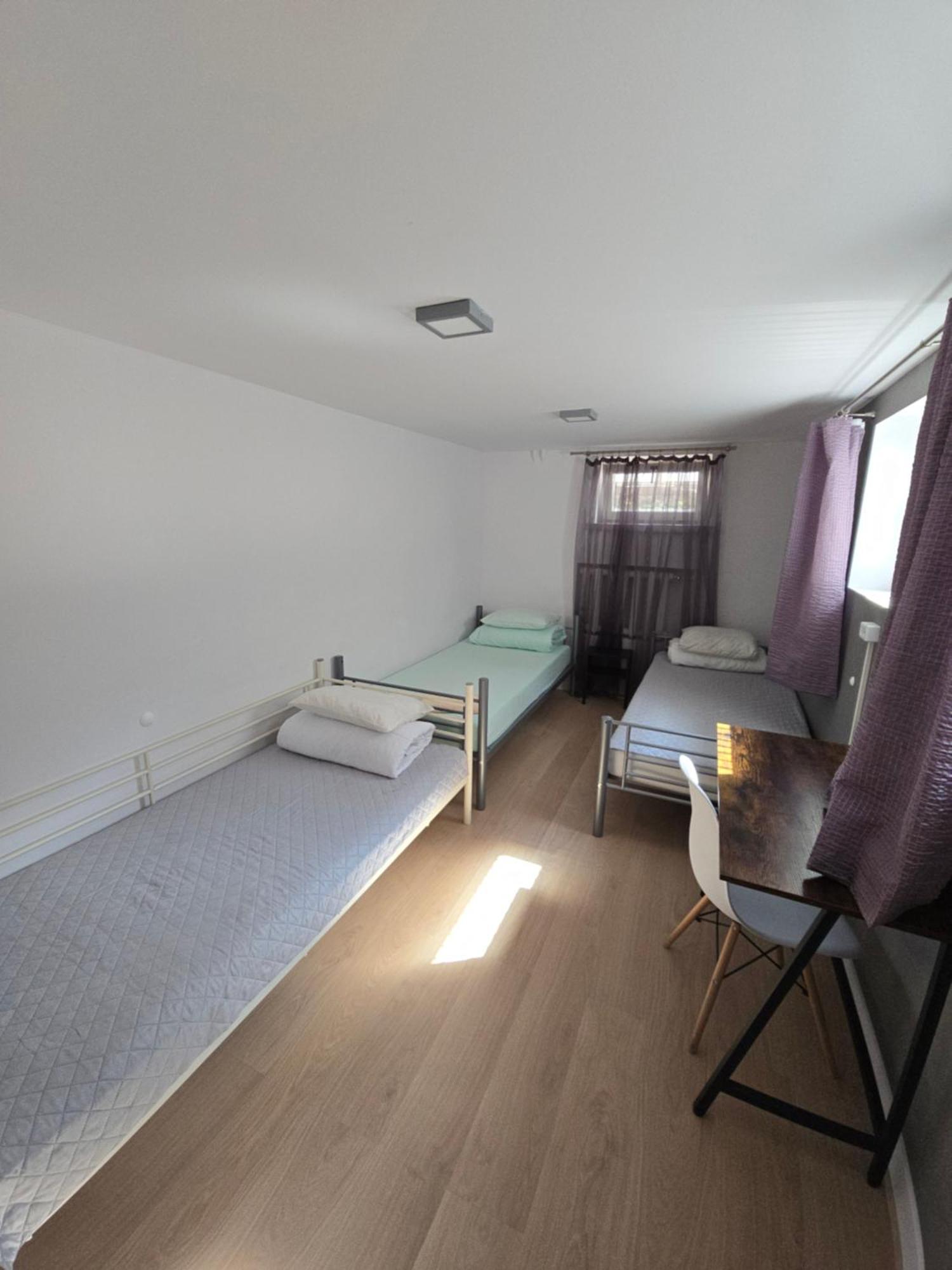 Rooms4Rest Wiertnicza - Private Rooms For Tourists - Atr Consulting Sp, Z O,O, Варшава Экстерьер фото